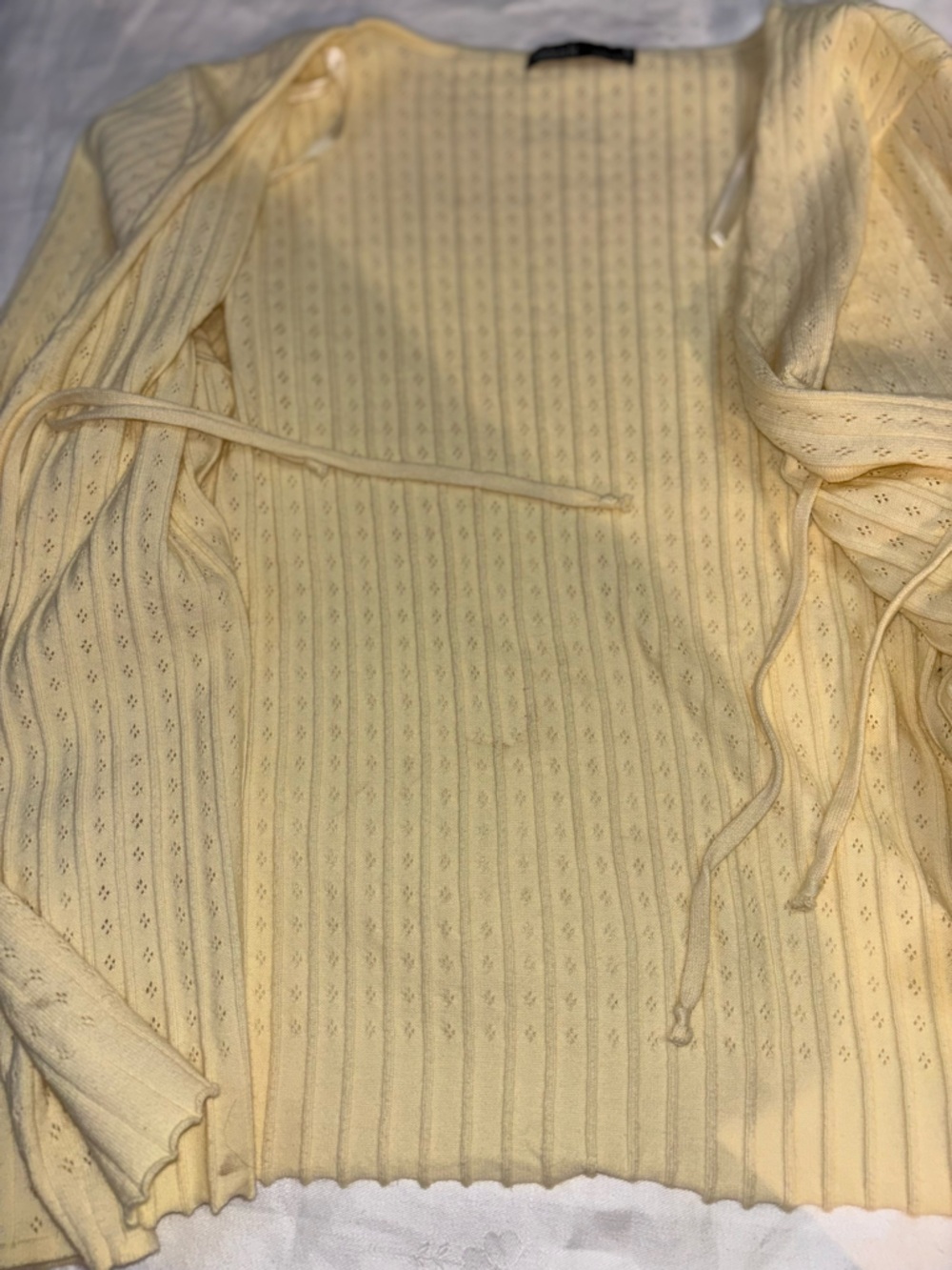 Nikka K Butter Yellow Pointelle Knit Tie-Front Cardigan Top Size M - Picture 3 of 5